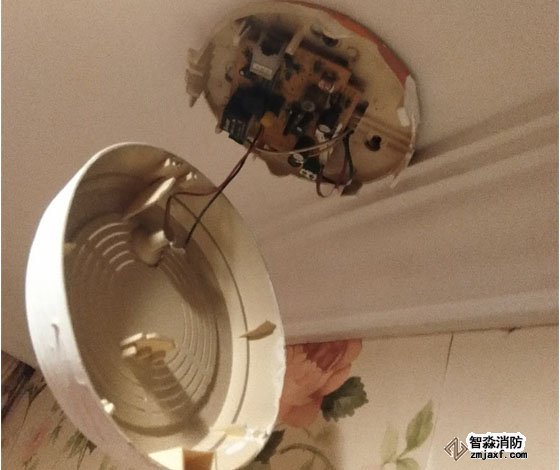 消防煙感探頭怎么接線？